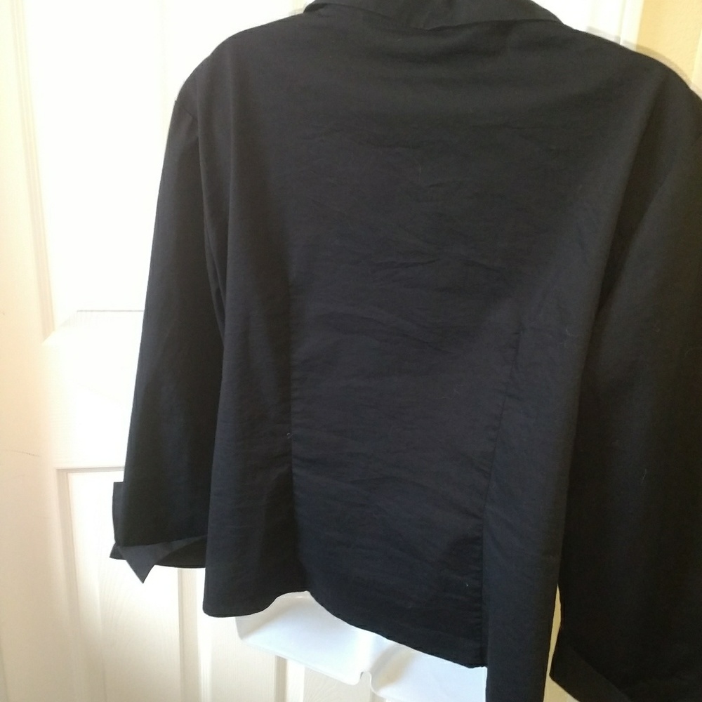 Top - Picture 3 of 6
